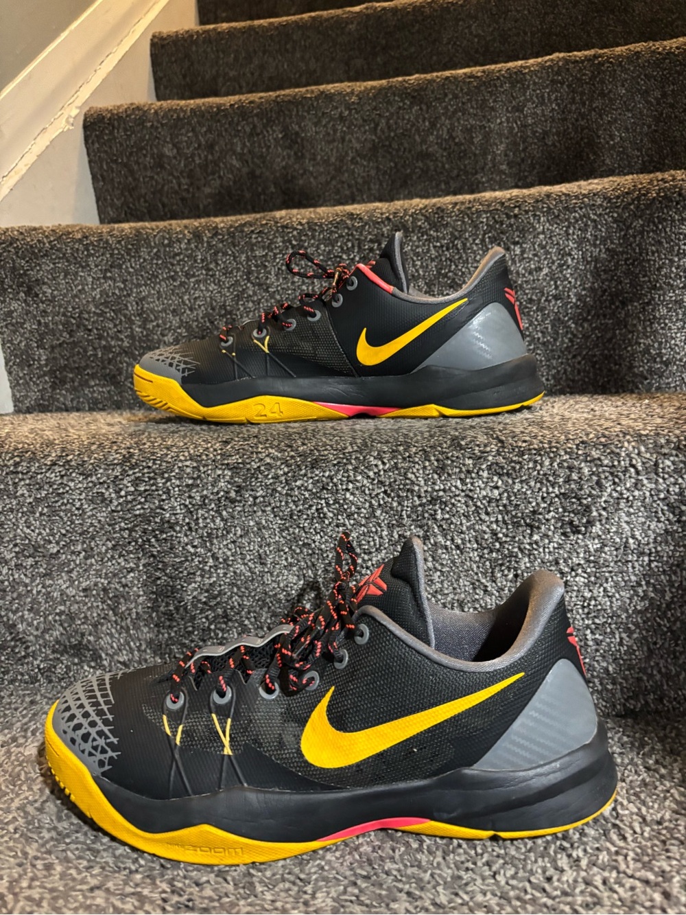 Nike Zoom Kobe Bryant Venomenon 4 Bruce Lee size 12 authentic